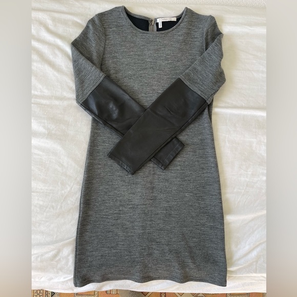 Derik Lam 10 Crosby Sweater dress with leather sleeves - Picture 2 of 6